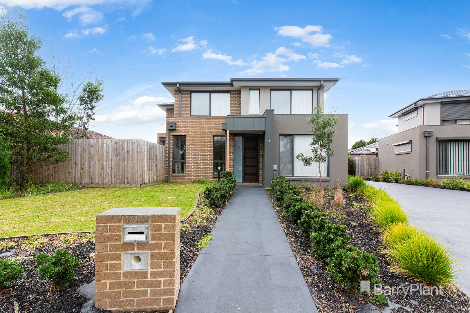 1/108 Endeavour Drive, Cranbourne North, VIC 3977, Cranbourne North - Thumbnail 2