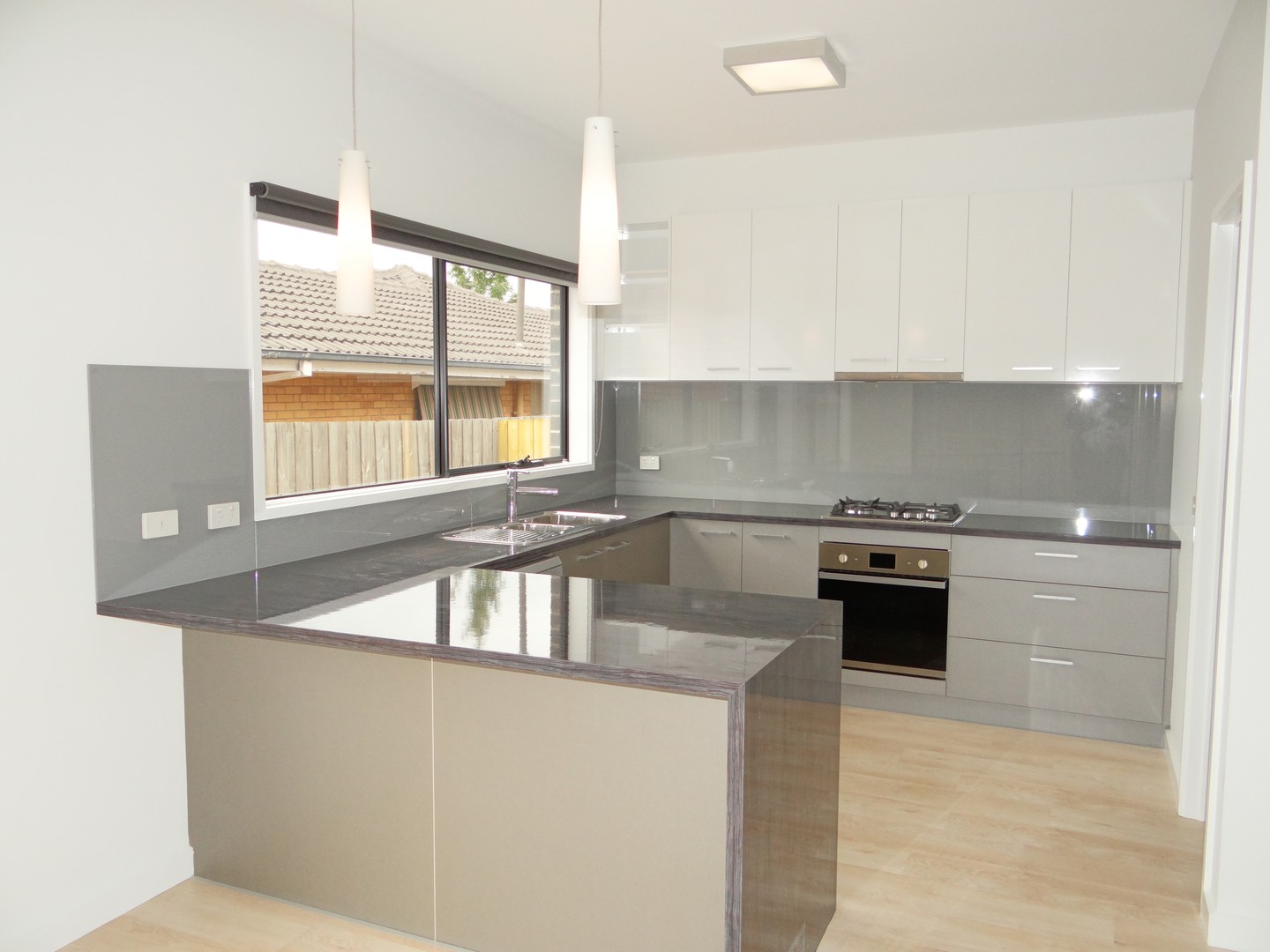 1/11 Alkoomi Avenue, Hamlyn Heights, VIC 3215, Hamlyn Heights - Thumbnail 3
