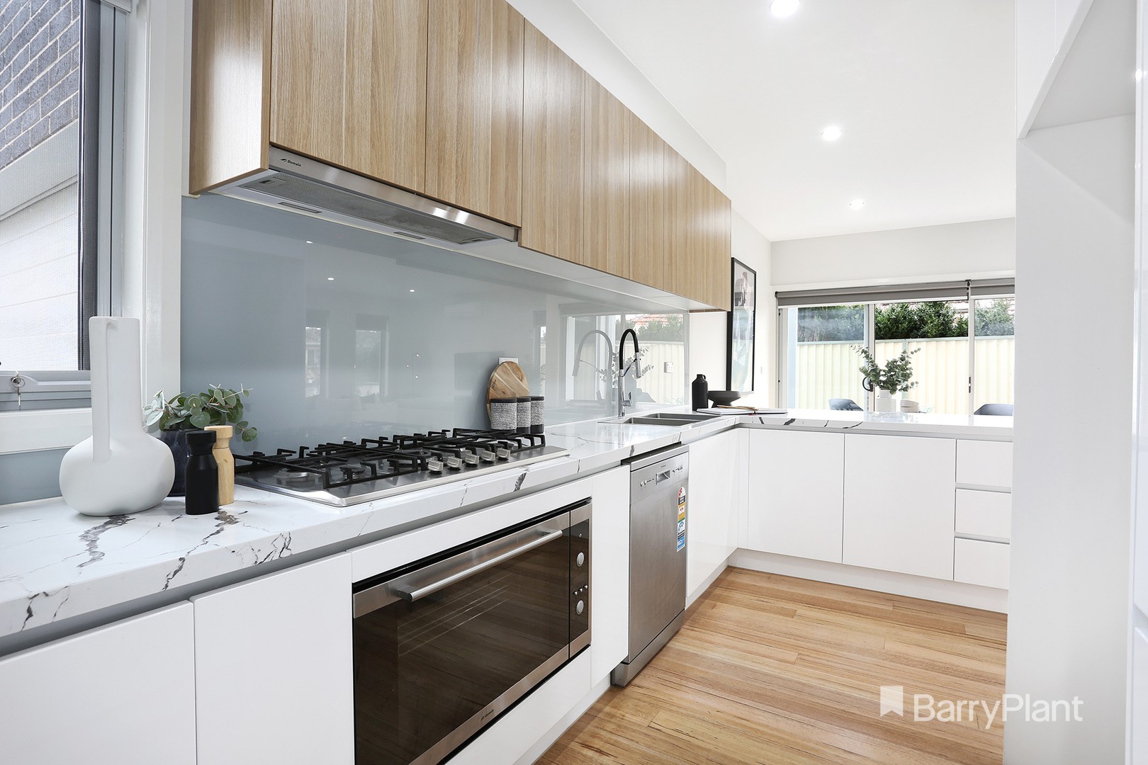 1/11 Anselm Grove, Glenroy, VIC 3046, Glenroy - Thumbnail 4