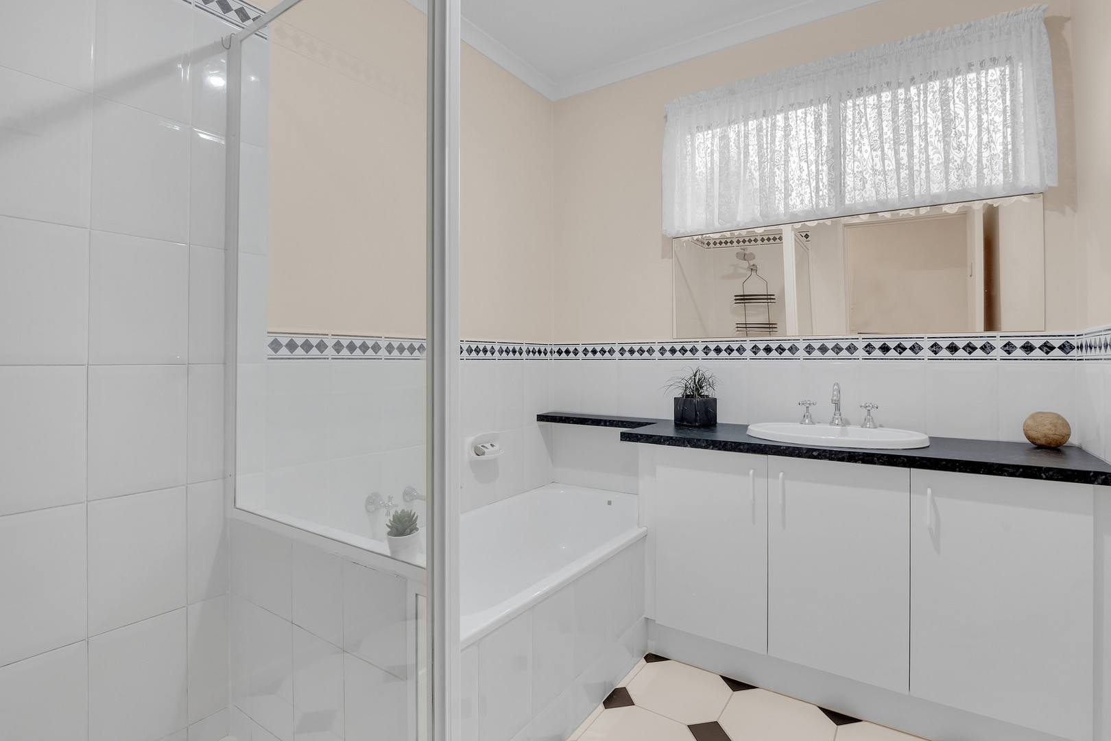 1/11 Benston Street, Craigieburn, VIC 3064, Craigieburn - Thumbnail 5