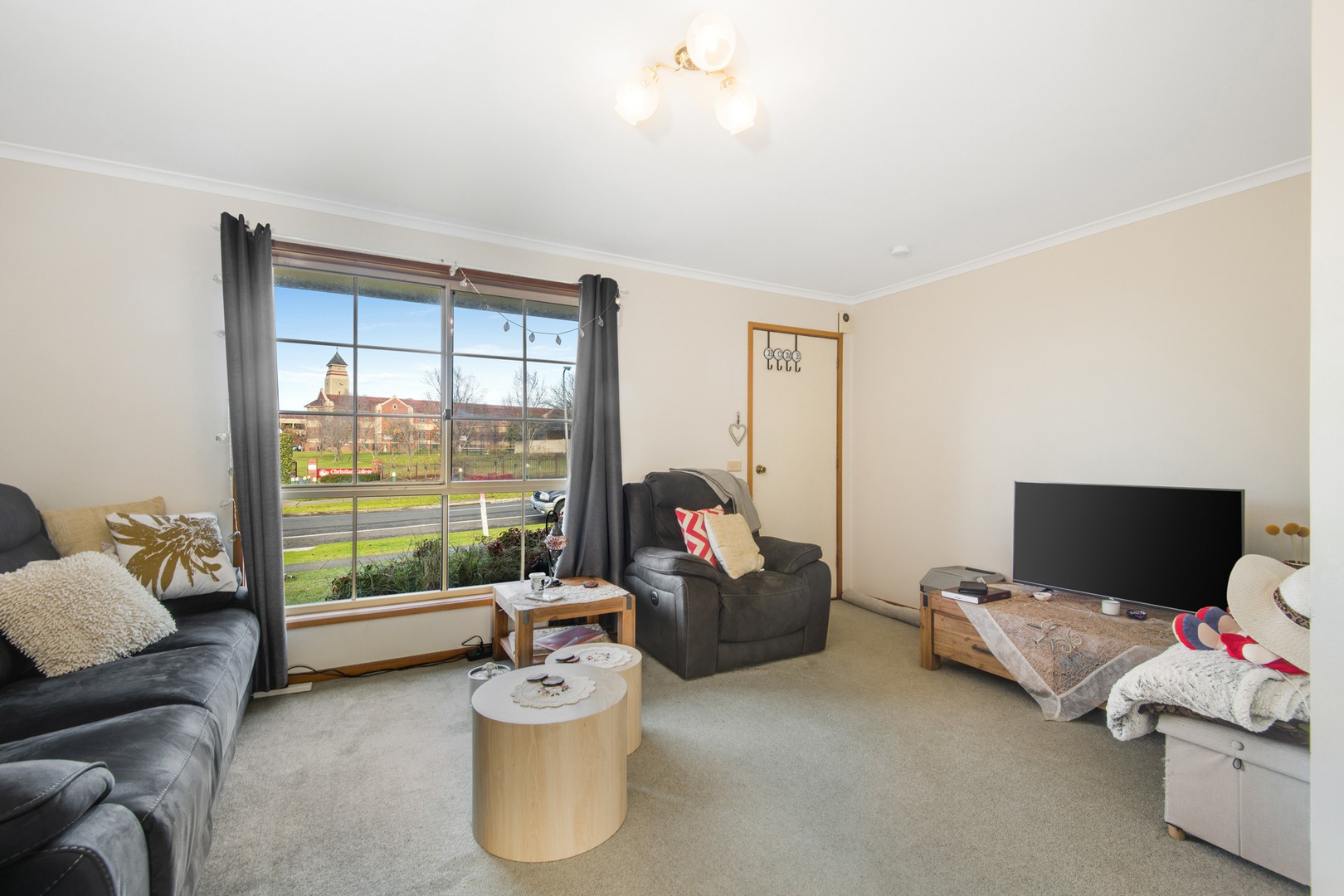 1/11 Burdekin Road, Highton, VIC 3216, Highton - Thumbnail 4