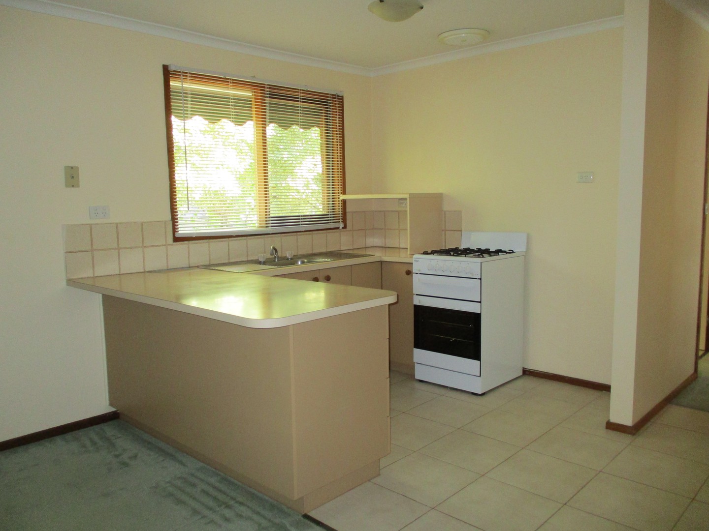 1/11 Butlers Road, Ferntree Gully, VIC 3156, Ferntree Gully - Thumbnail 3