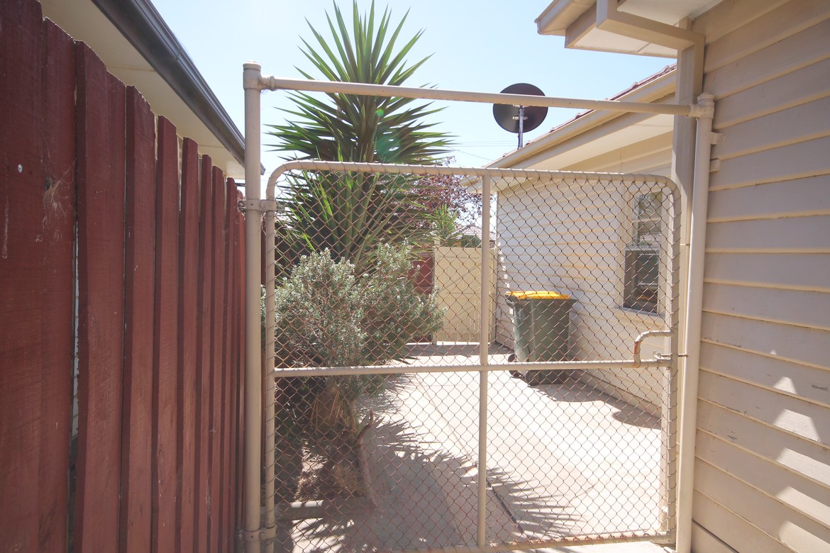1/11 Cedar Street, Thomastown, VIC 3074, Thomastown - Thumbnail 8