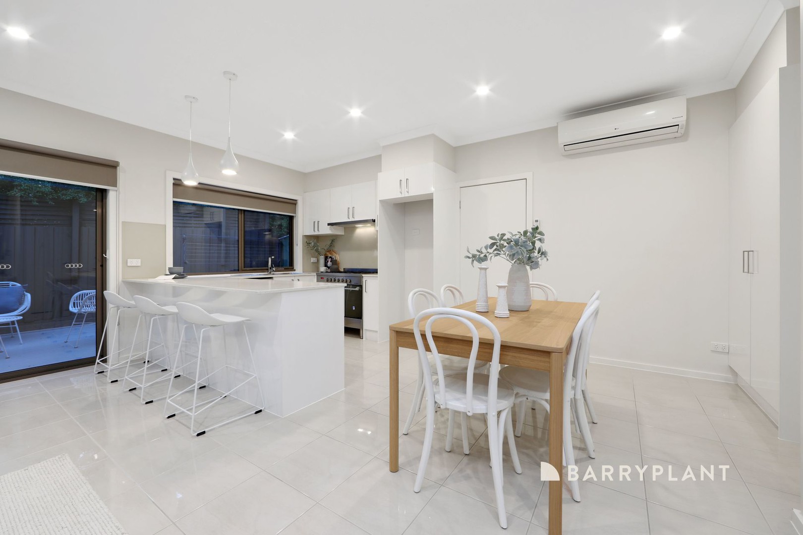 1/11 Deschamp Crescent, Rowville, VIC 3178, Rowville - Thumbnail 3