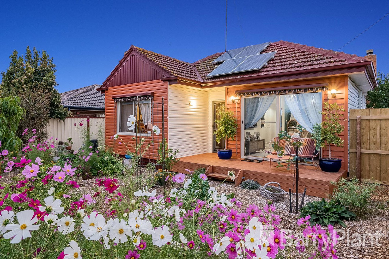 1/11 Elizabeth StreetSt Albans Park, VIC 3219, St Albans Park - Thumbnail 2