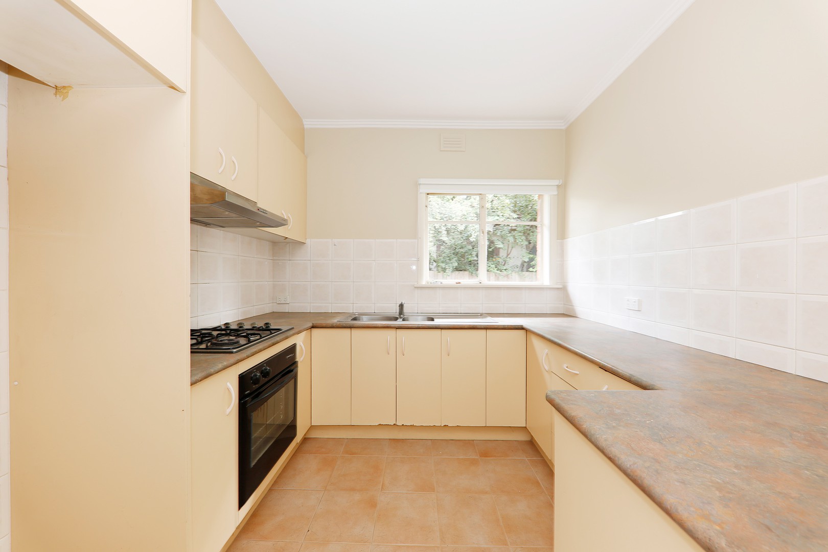 1/11 Irwin Street, Clayton, VIC 3168, Clayton - Thumbnail 2