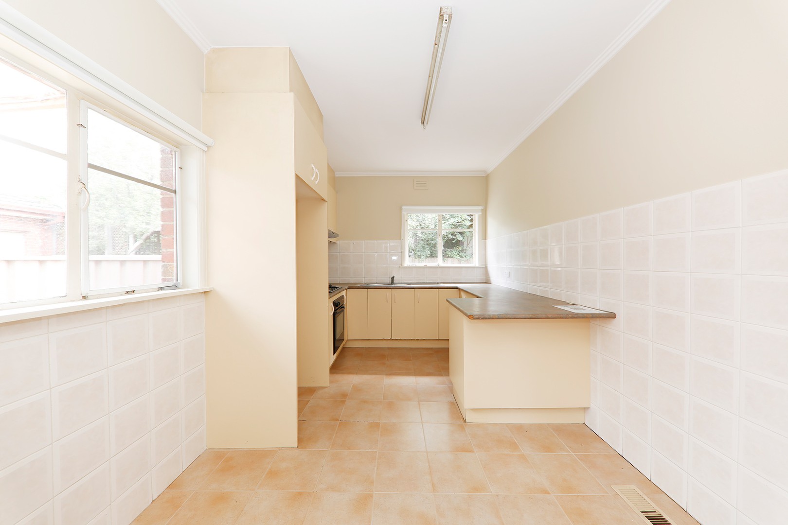 1/11 Irwin Street, Clayton, VIC 3168, Clayton - Thumbnail 4