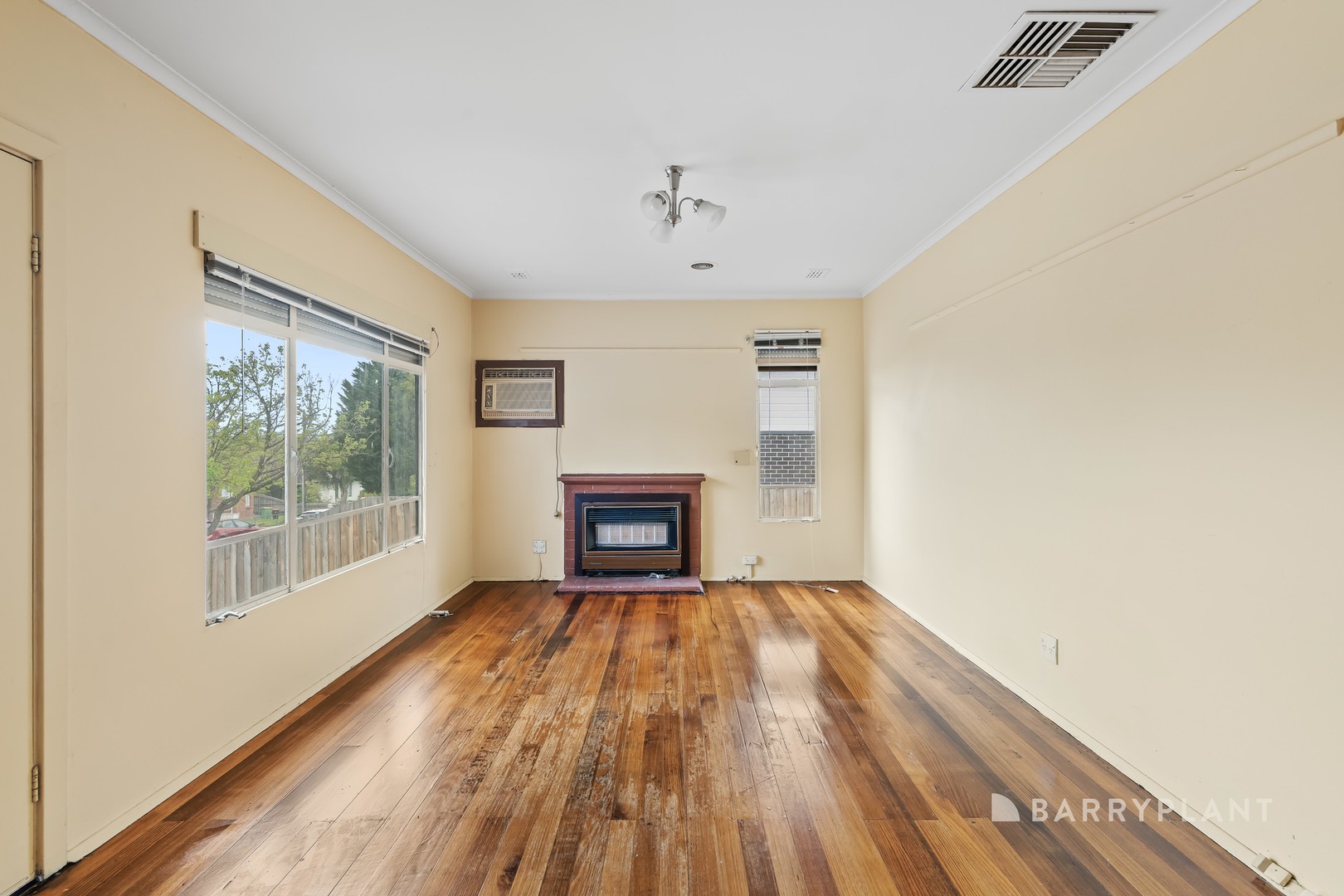 1/11 Laha Crescent, Preston, VIC 3072, Preston - Thumbnail 2