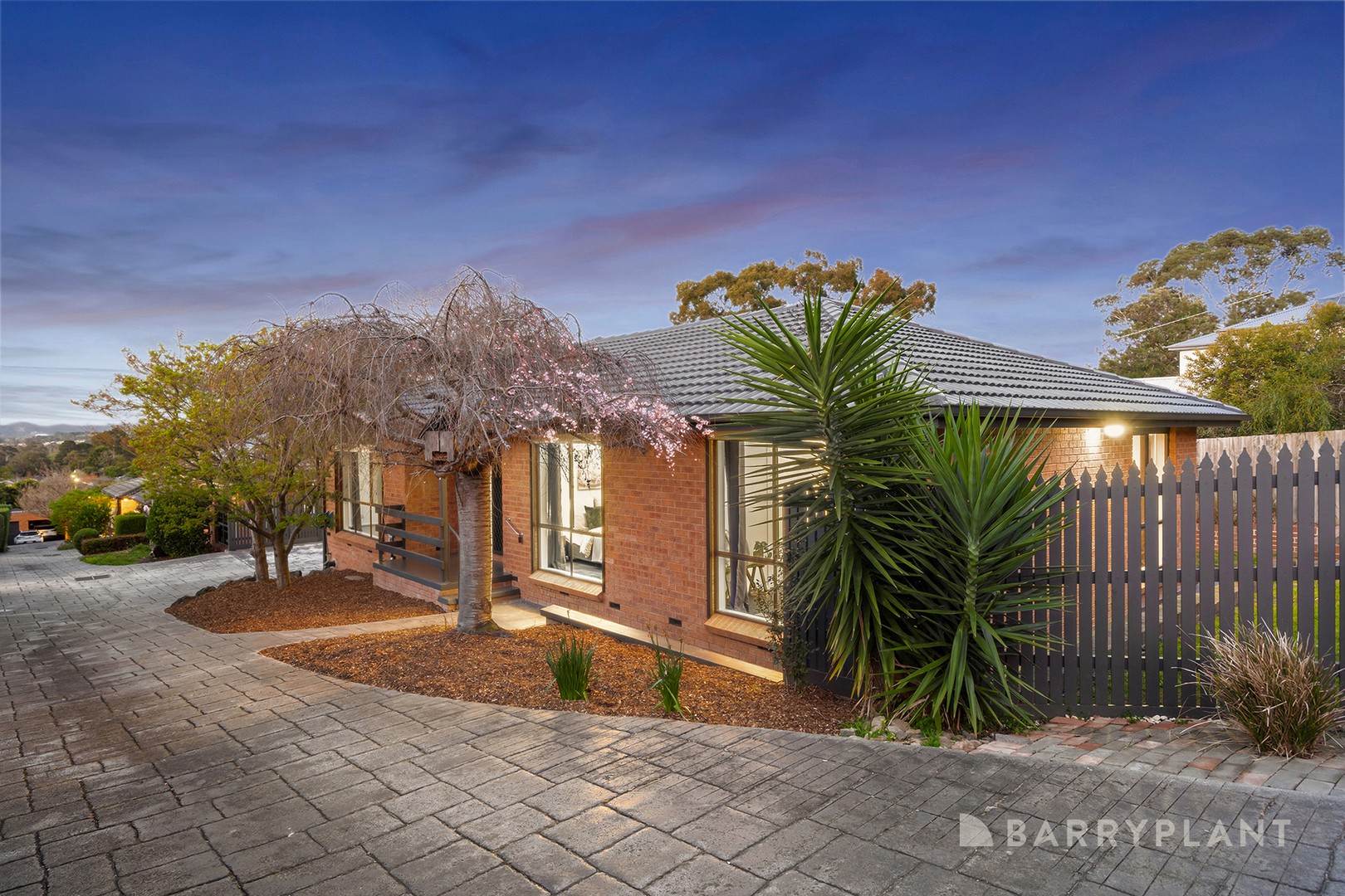 1/11 Meadow Road, Croydon North, VIC 3136, Croydon North - Thumbnail 2