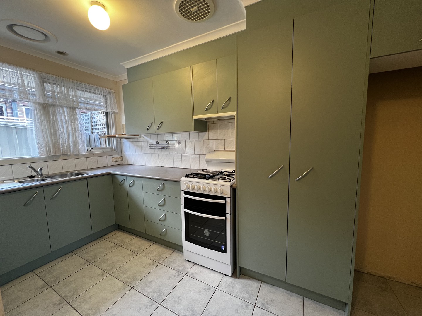 1/11 Muir Street, Highett, VIC 3190, Highett - Thumbnail 2