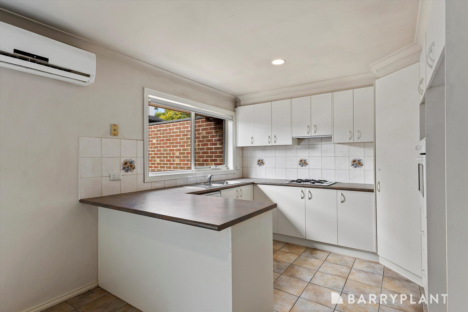 1/11 Rosedale Crescent, Ringwood East, VIC 3135, Ringwood East - Thumbnail 2