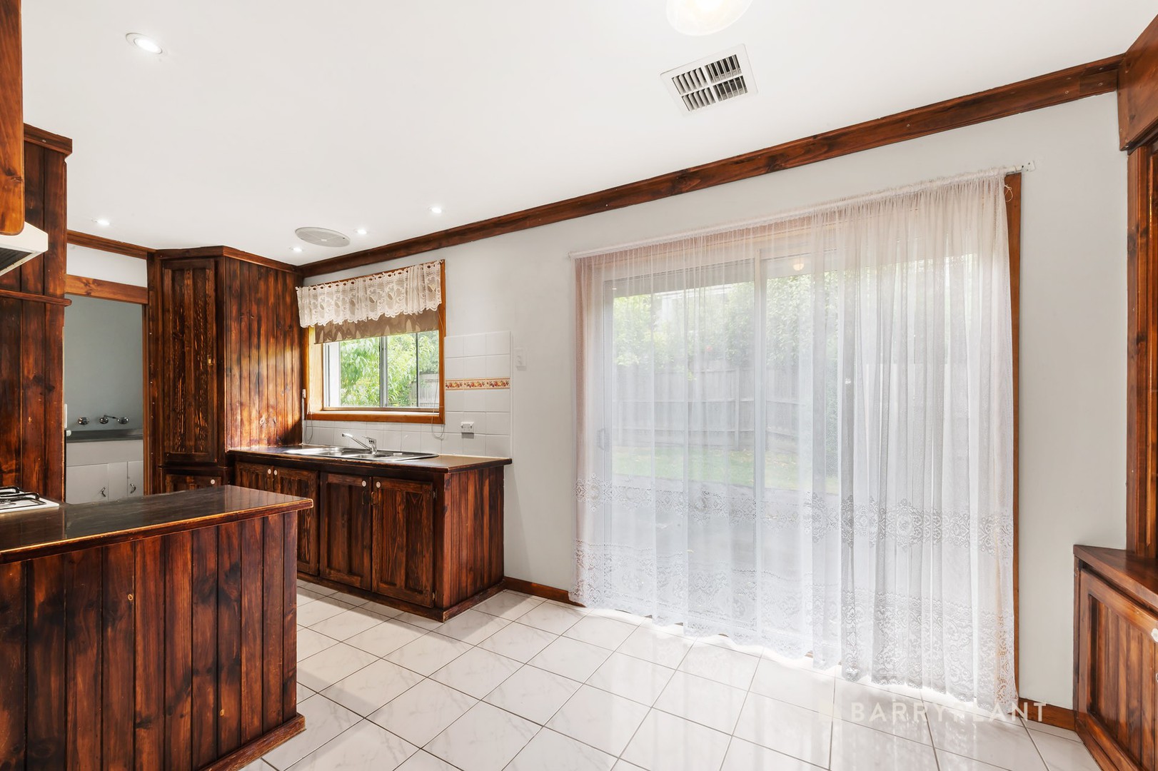 1/11 Sargent Street, Doncaster, VIC 3108, Doncaster - Thumbnail 3