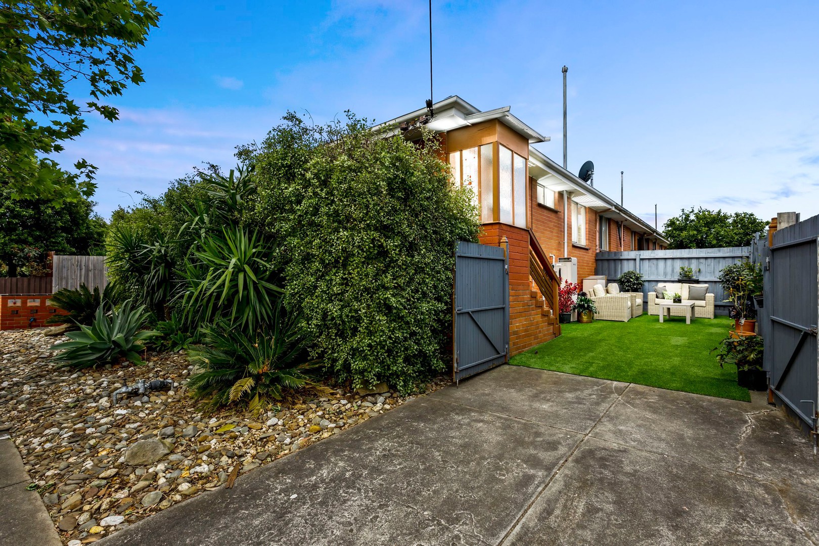 1/110 Cooper StreetEssendon, VIC 3040, Essendon - Thumbnail 2