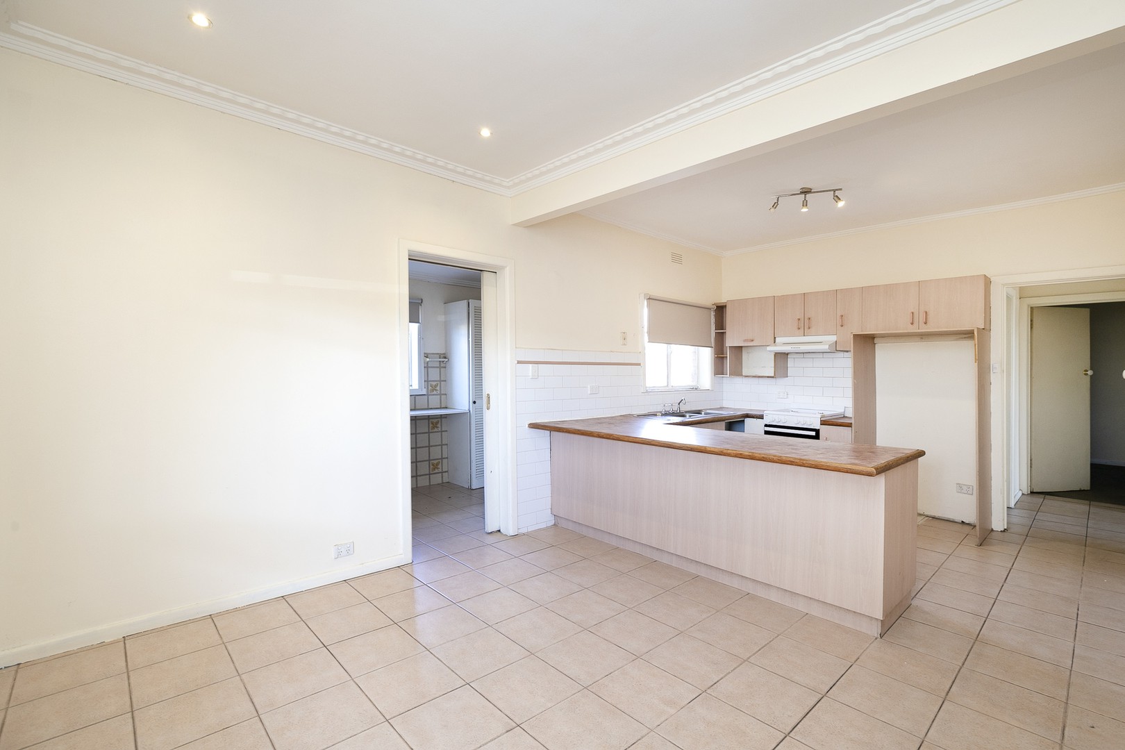 1/111 Wright Street, Sunshine, VIC 3020 - Thumbnail 1 - 16/08/2023