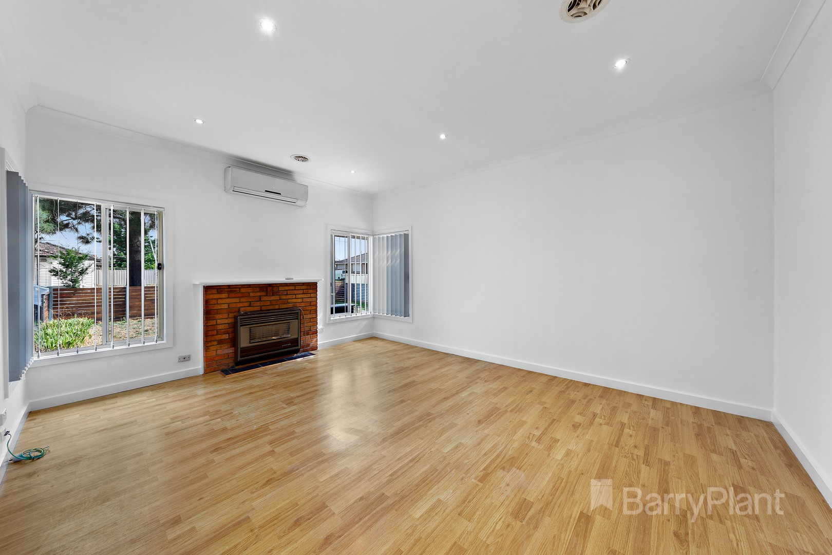 1/114 Biggs Street, St Albans, VIC 3021, St Albans - Thumbnail 2
