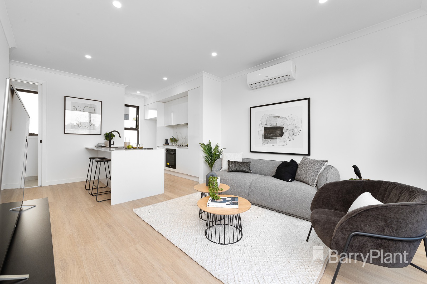 1/116 Jukes Road, Fawkner, VIC 3060, Fawkner - Thumbnail 2