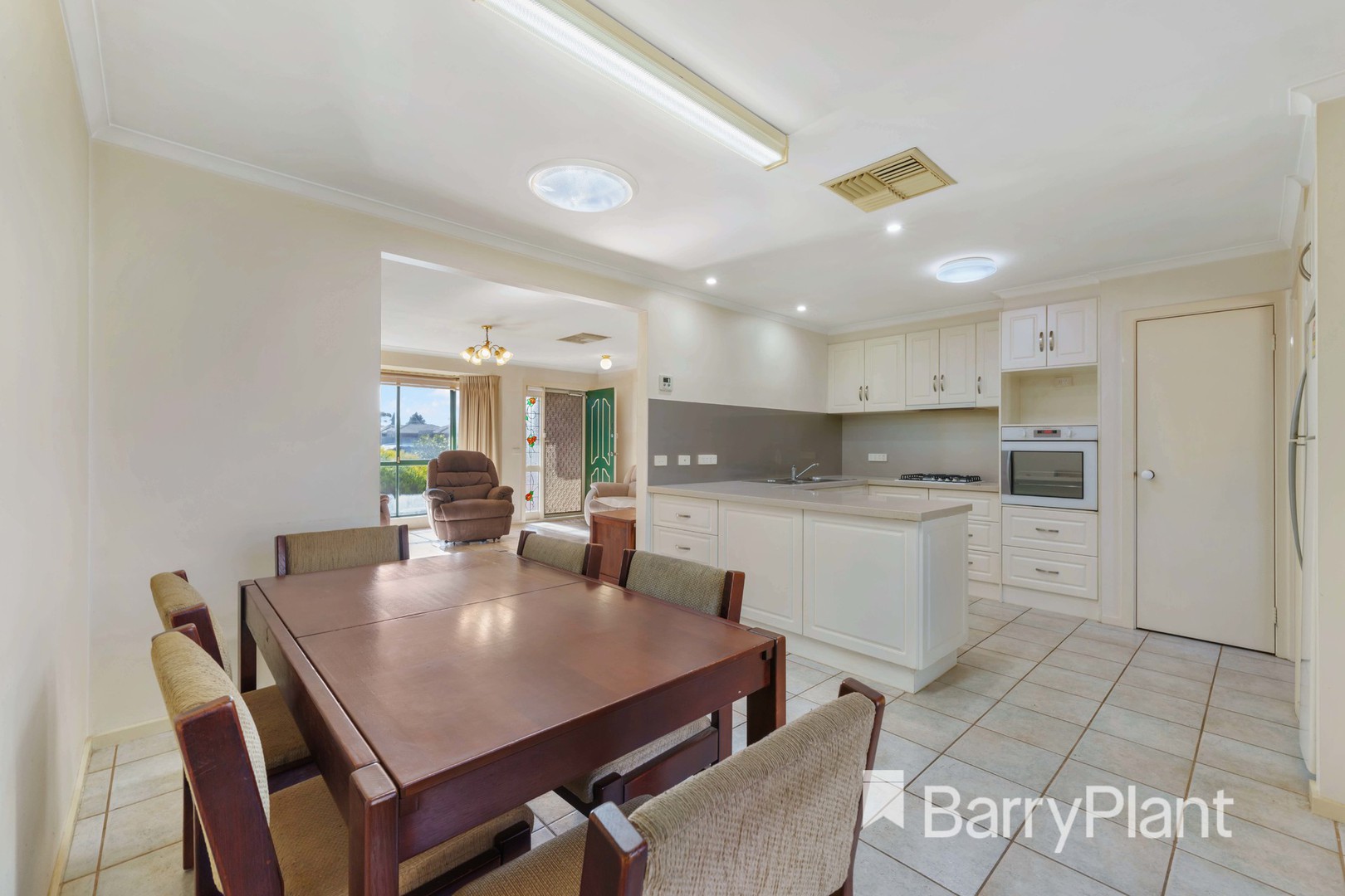 1/117 Hogans Road, Hoppers Crossing, VIC 3029, Hoppers Crossing - Thumbnail 4