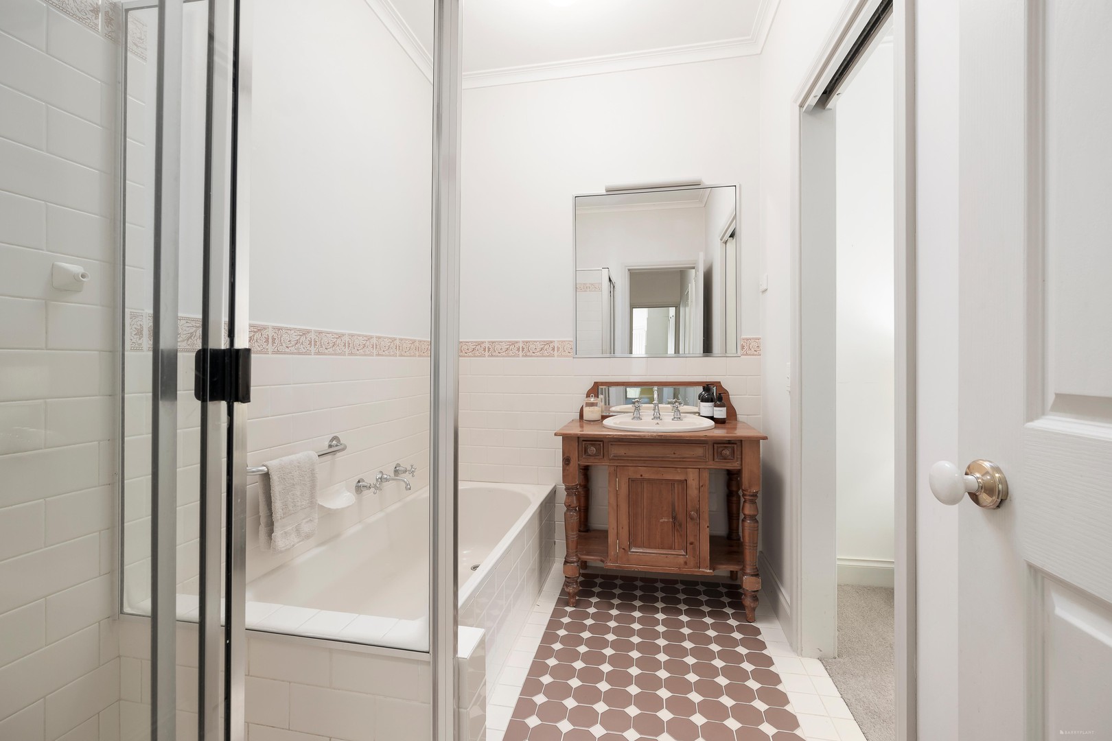 1/12 Calrossie Avenue, Montmorency, VIC 3094, Montmorency - Thumbnail 8
