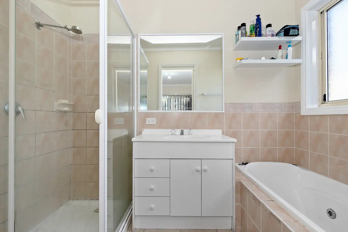 1/12 Cassia Grove, Frankston, VIC 3199, Frankston - Thumbnail 4