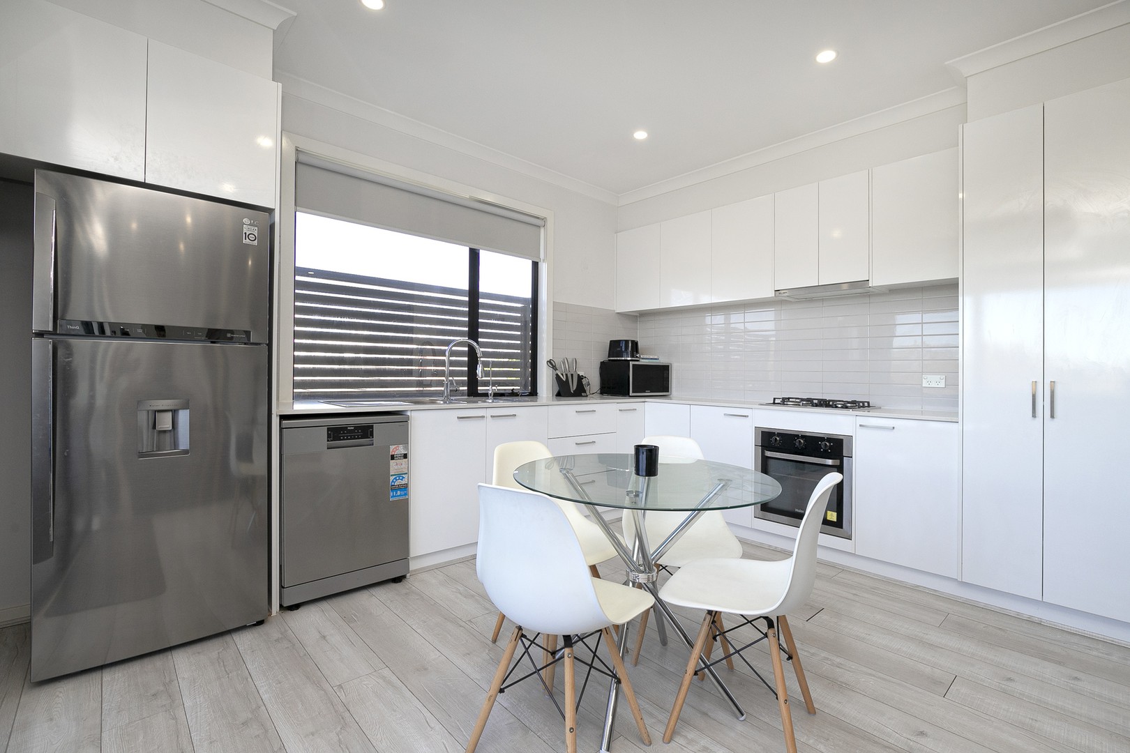 1/12 Eileen Street, Hadfield, VIC 3046, Hadfield - Thumbnail 2
