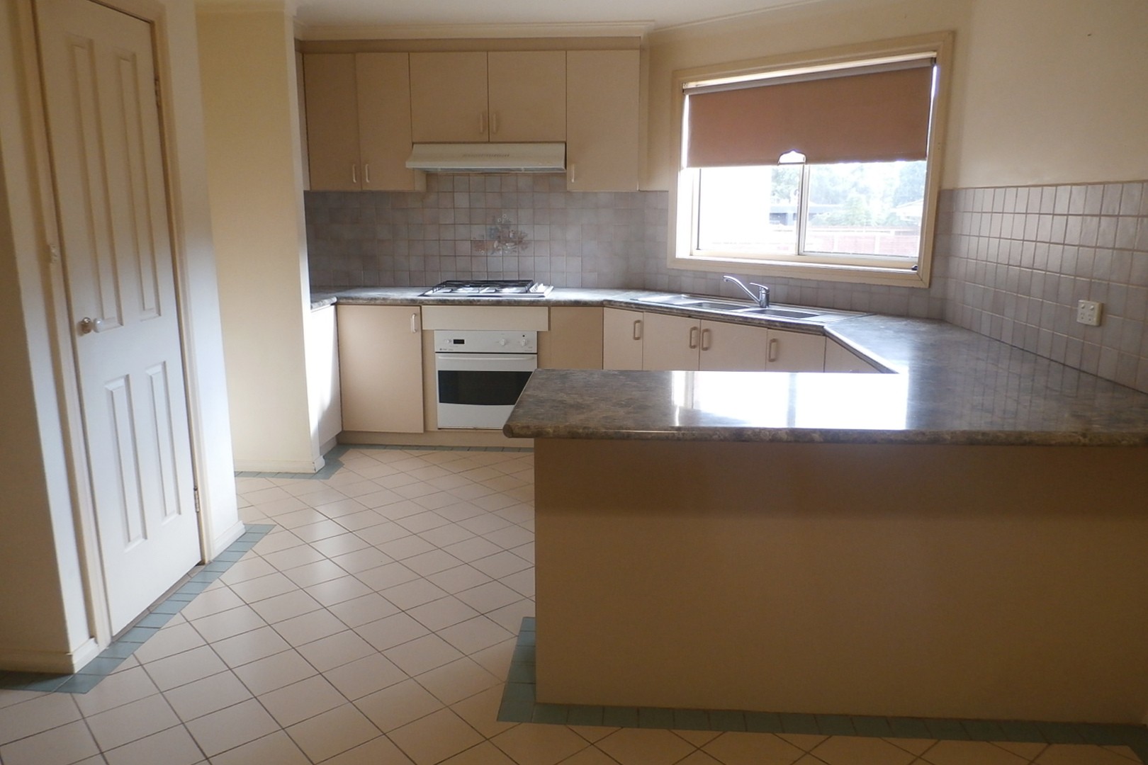 1/12 Fawkner Road, Pascoe Vale, VIC 3044, Pascoe Vale - Thumbnail 3
