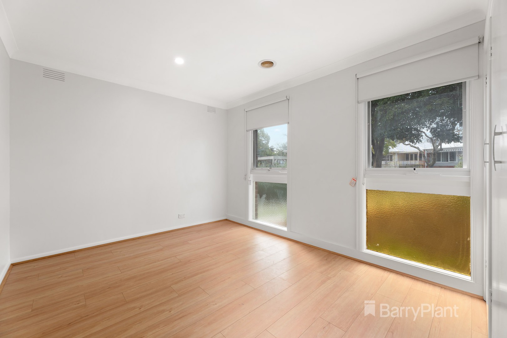 1/12 Gillies Street, Mitcham, VIC 3132, Mitcham - Thumbnail 2
