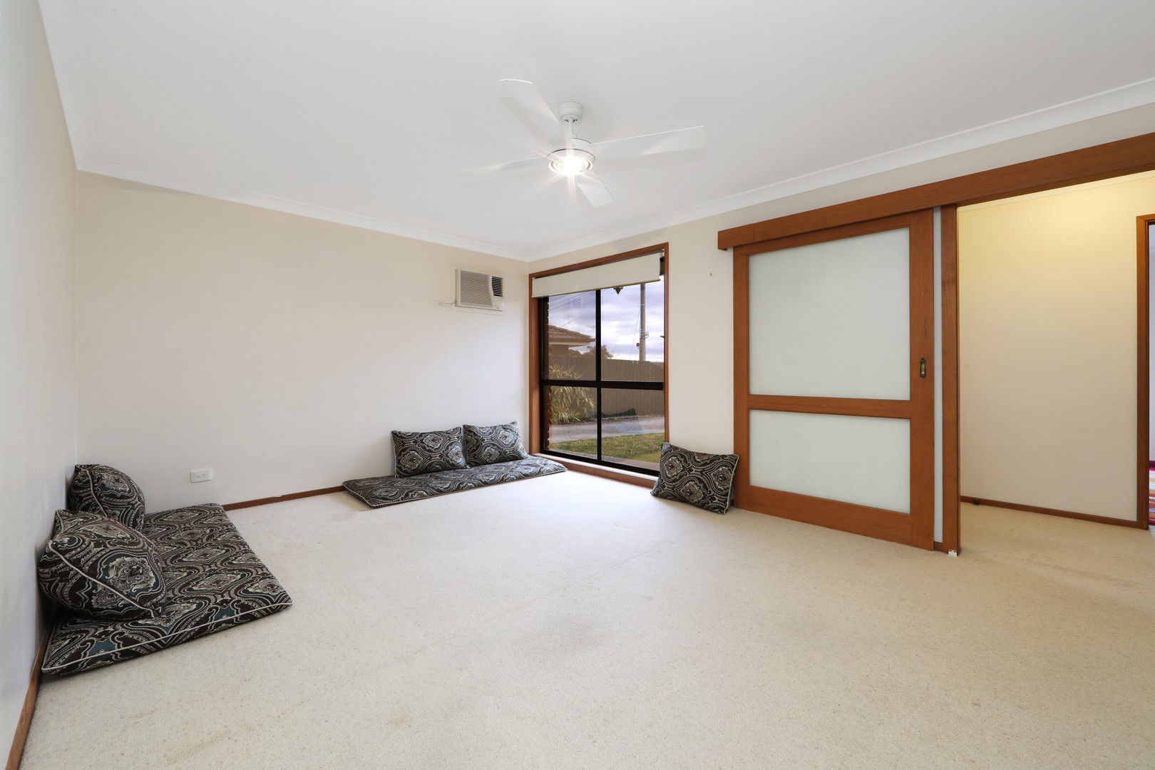 1/12 Ivan Crescent, Hampton Park, VIC 3976, Hampton Park - Thumbnail 2