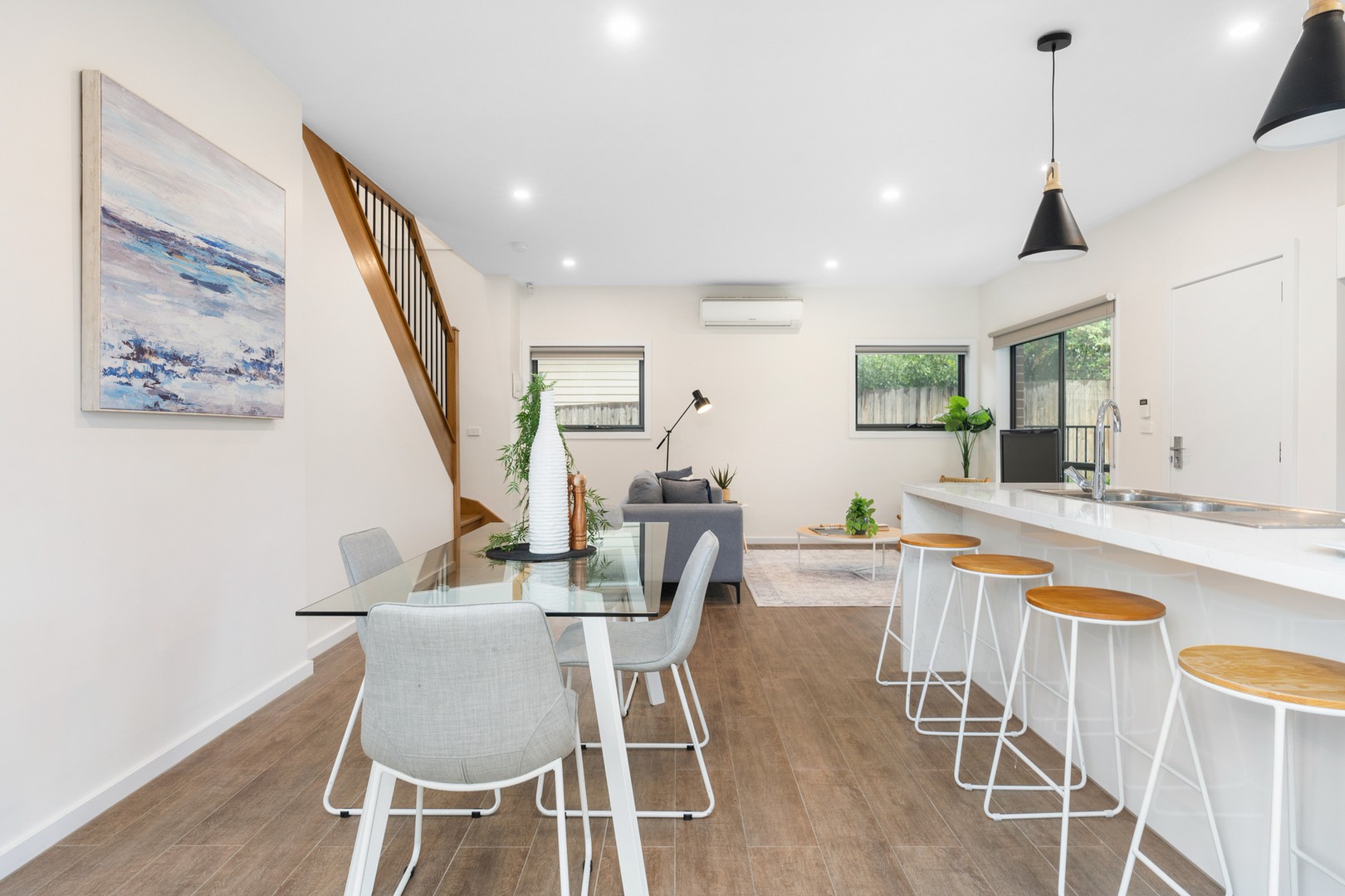 1/12 Lane Crescent, Reservoir, VIC 3073, Reservoir - Thumbnail 2