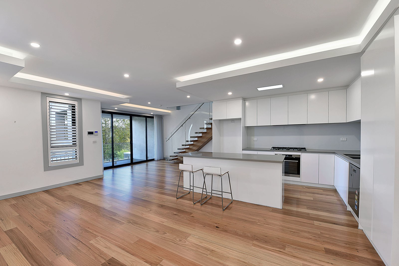 1/12 Michael Ct, Niddrie, VIC 3042 - Thumbnail 2 - 04/06/2025