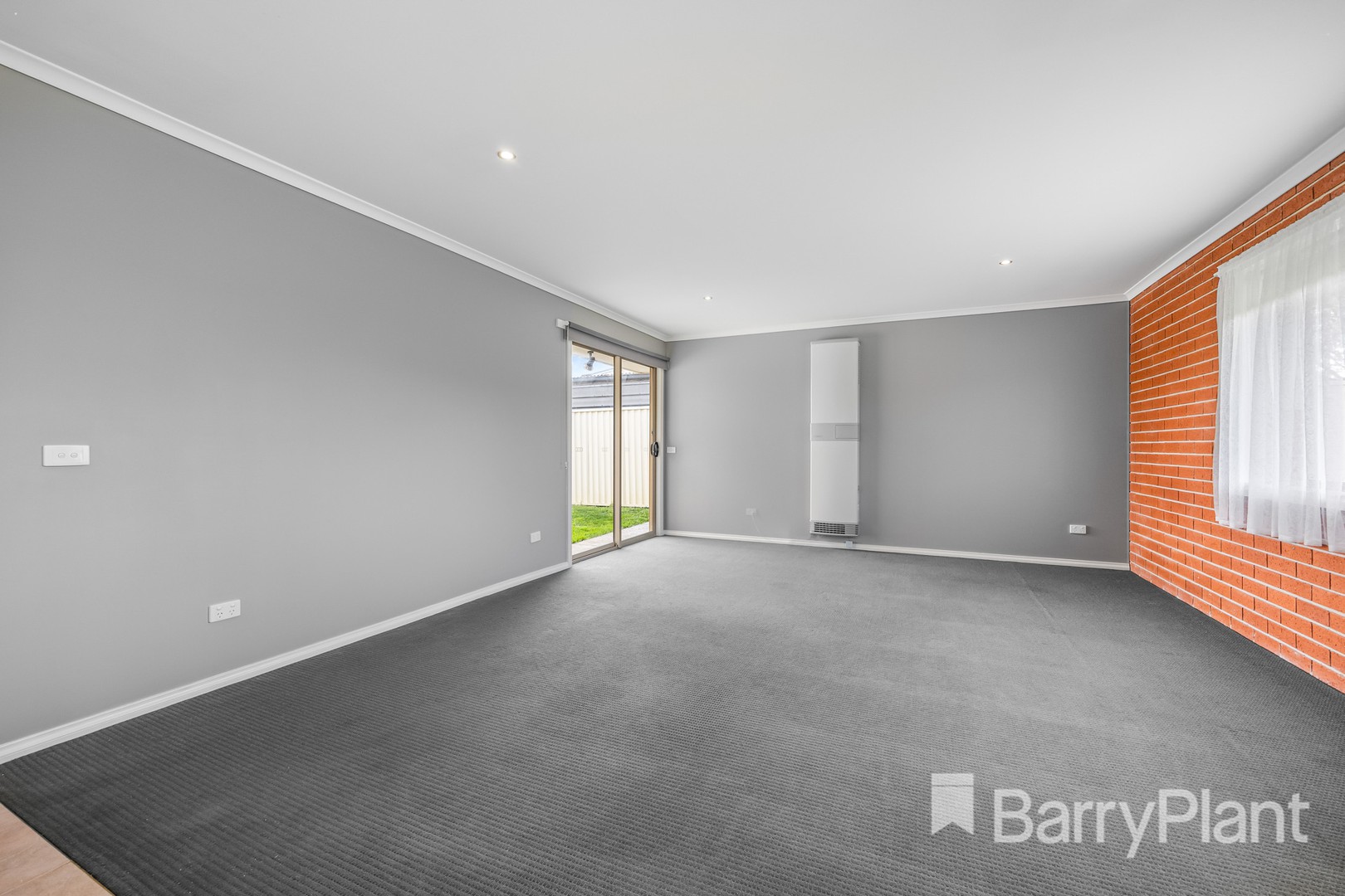 1/12 Morgan Street, Sebastopol, VIC 3356, Sebastopol - Thumbnail 2