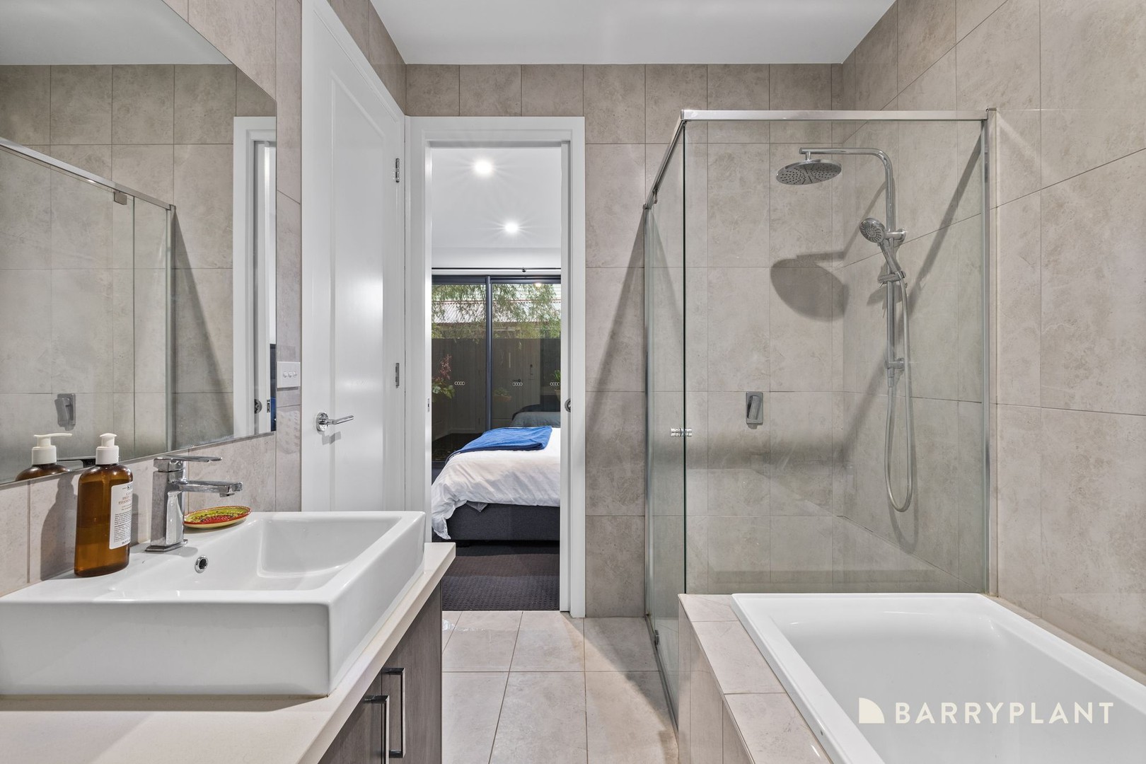 1/12 Omar Street, Maidstone, VIC 3012, Maidstone - Thumbnail 3