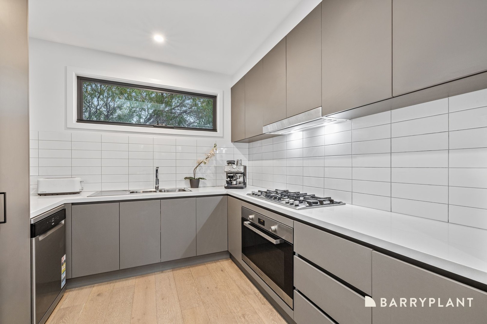 1/12 Omar Street, Maidstone, VIC 3012, Maidstone - Thumbnail 8