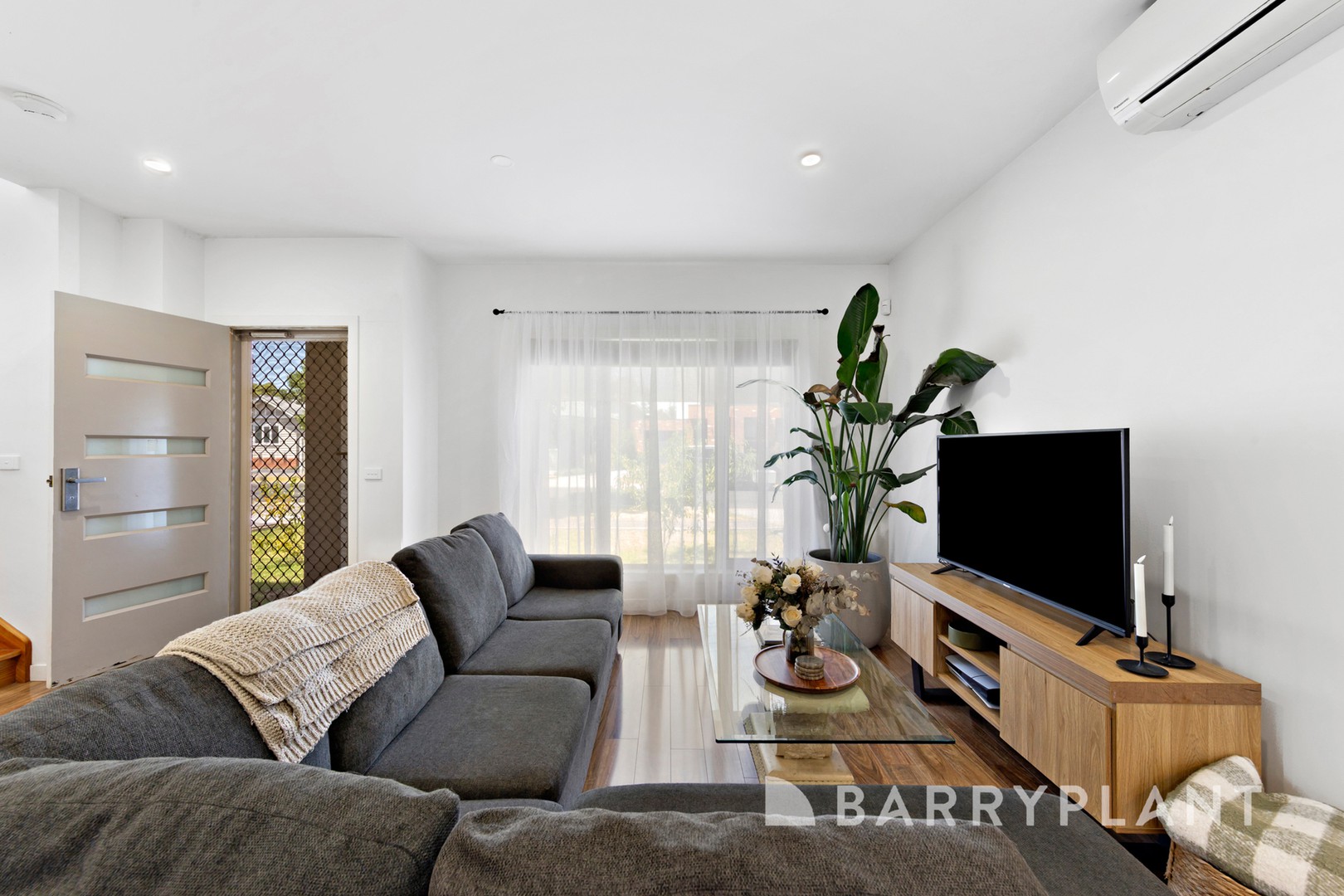 1/12 Slough Street, Deer Park, VIC 3023 - Thumbnail 2 - 02/02/2026