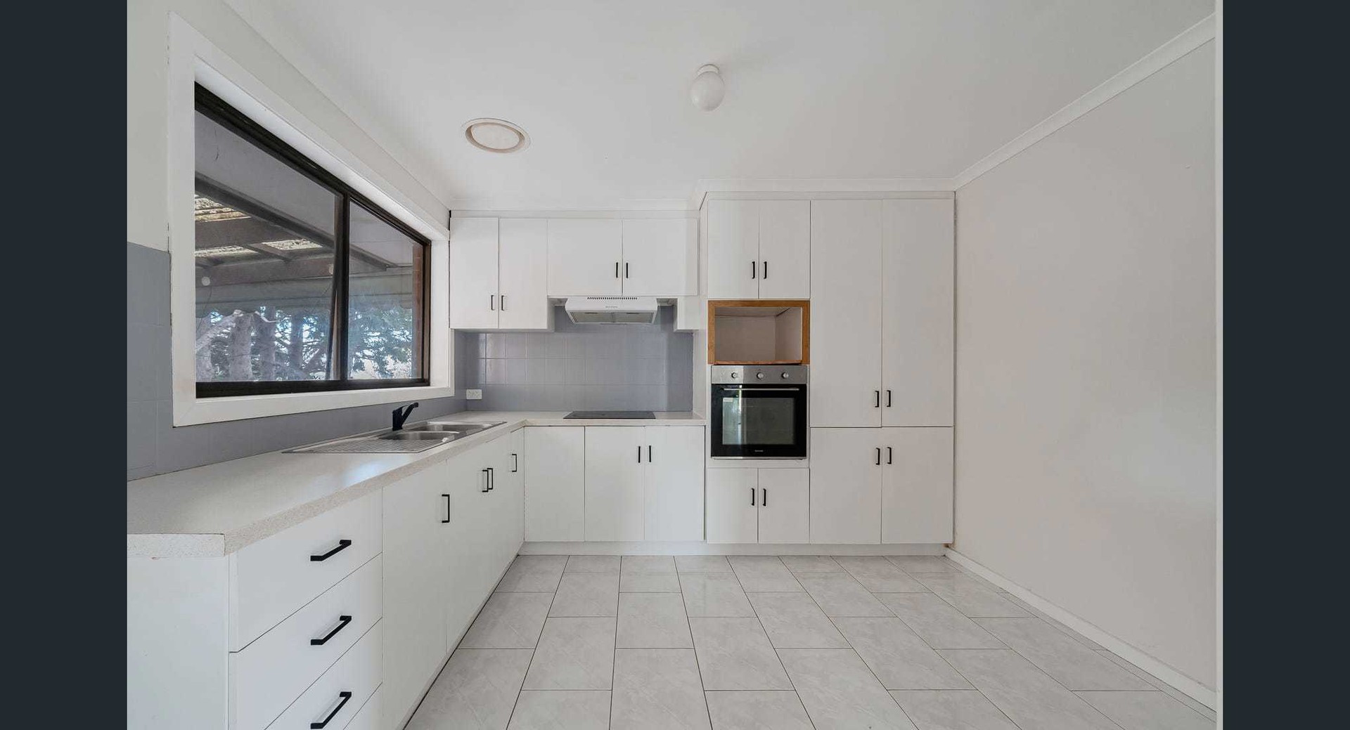 1/12 Tamboon Court, Meadow Heights, VIC 3048, Meadow Heights - Thumbnail 5