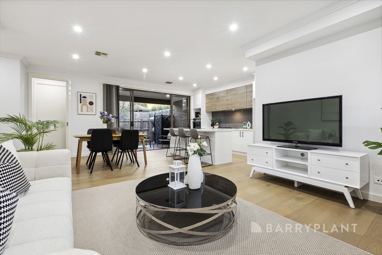 1/12 Thurloo Street, Chadstone, VIC 3148 - Thumbnail 2 - 21/03/2025