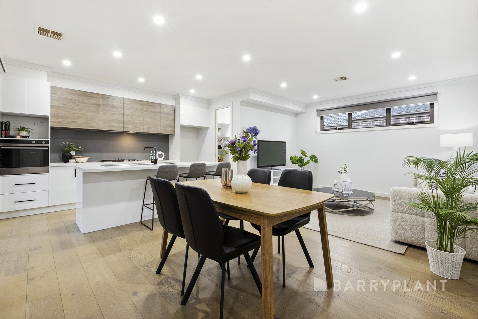 1/12 Thurloo Street, Chadstone, VIC 3148, Chadstone - Thumbnail 3