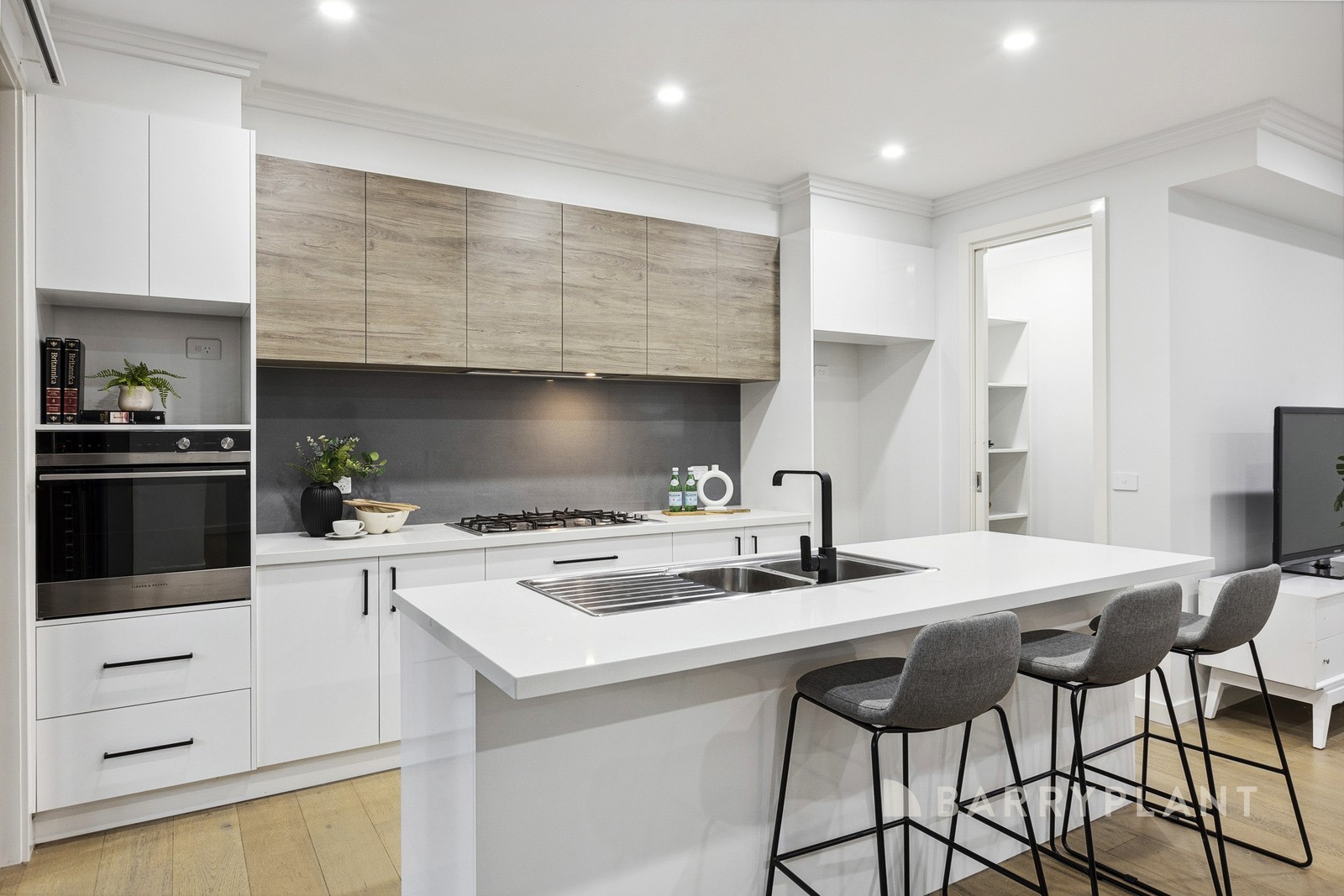 1/12 Thurloo Street, Chadstone, VIC 3148, Chadstone - Thumbnail 4