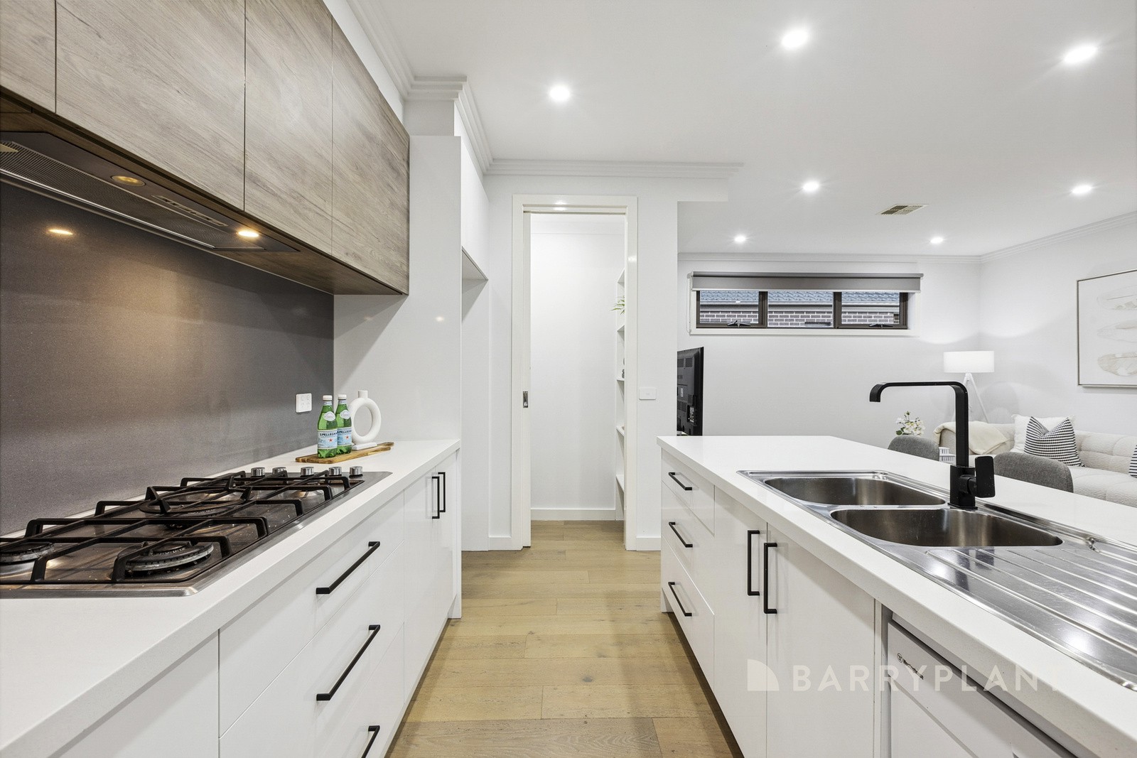 1/12 Thurloo Street, Chadstone, VIC 3148, Chadstone - Thumbnail 5