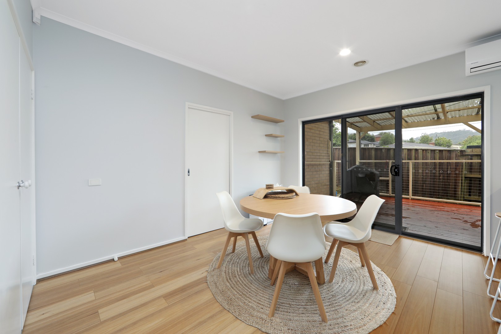 1/120 Ahern Road, Pakenham, VIC 3810, Pakenham - Thumbnail 4