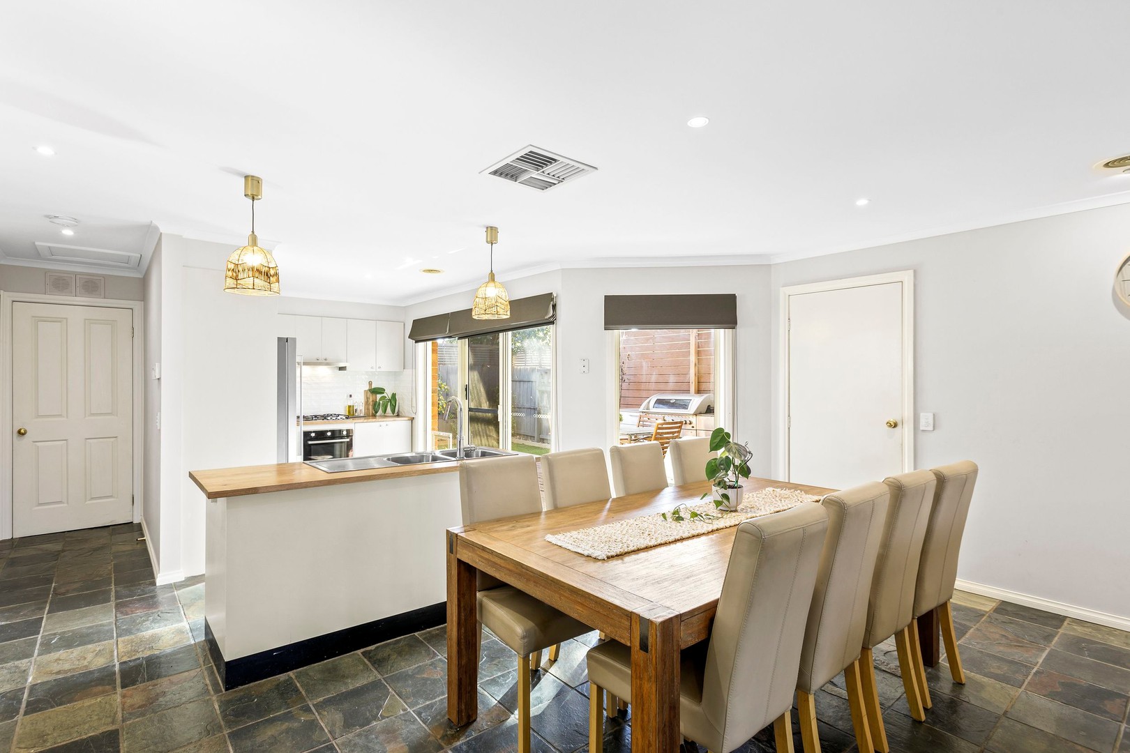1/121 McNamara Avenue, Airport West, VIC 3042, Airport West - Thumbnail 4