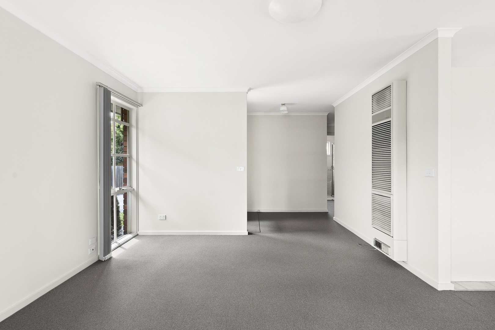 1/129 Canterbury Road, Blackburn, VIC 3130, Blackburn - Thumbnail 3