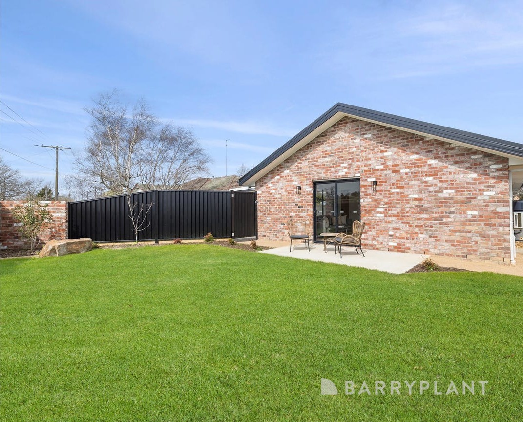 1/13 Almurta St, Alfredton, VIC 3350, Alfredton - Thumbnail 2
