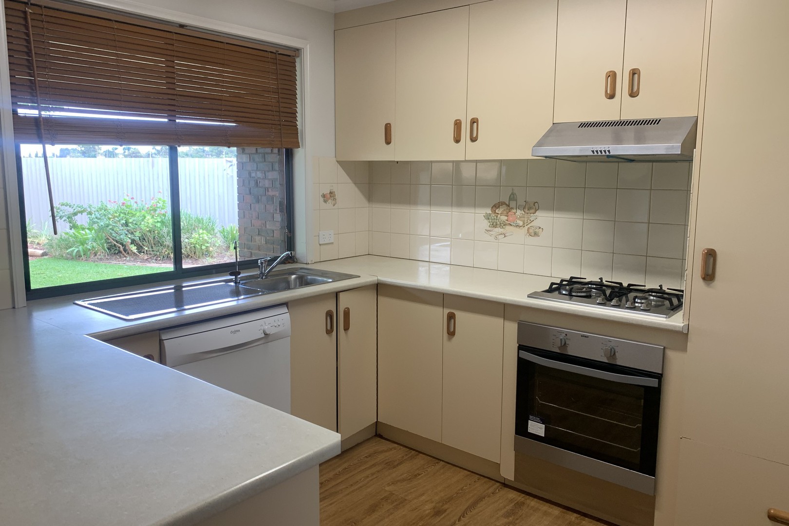 1/13 Belleview Drive, Irymple, VIC 3498, Irymple - Thumbnail 2