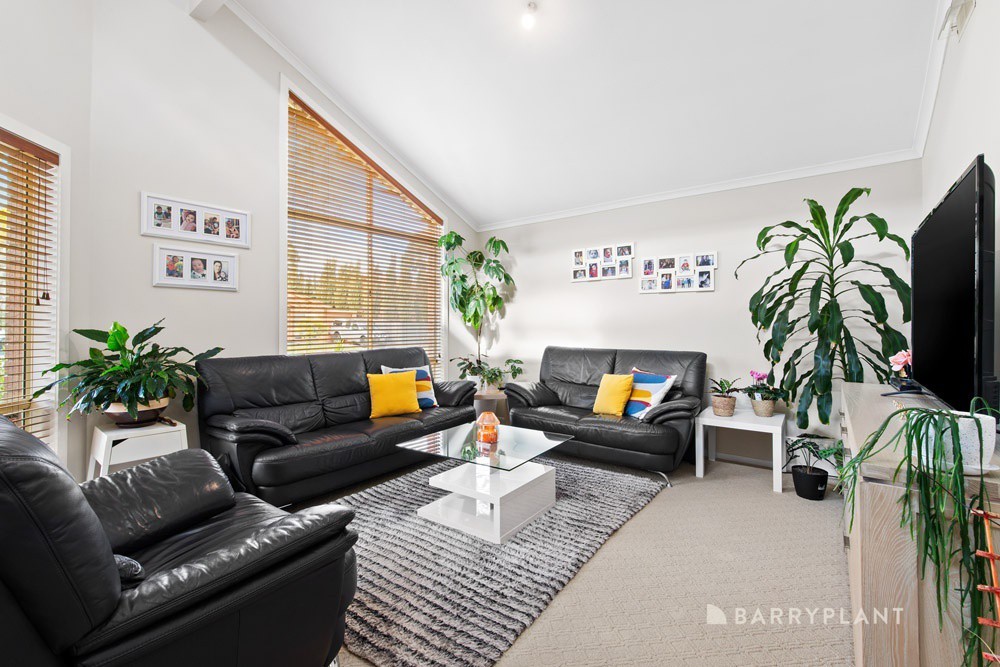 1/13 Bradley Drive, Mill Park, VIC 3082, Mill Park - Thumbnail 2