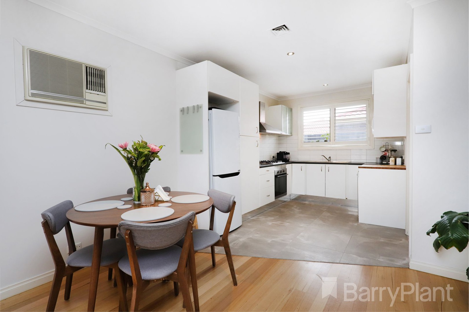 1/13 Gabrielle Crescent, Gladstone Park, VIC 3043, Gladstone Park - Thumbnail 4