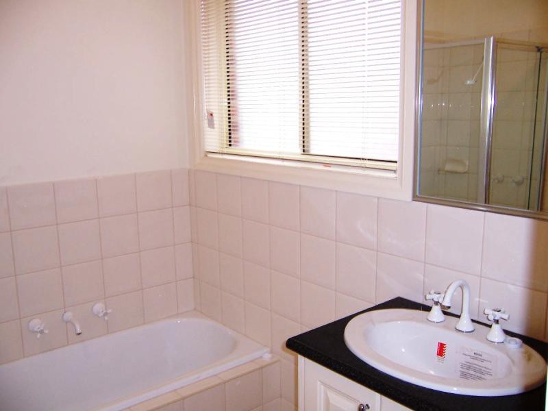 1/13 High Street, Doncaster, VIC 3108, Doncaster - Thumbnail 4