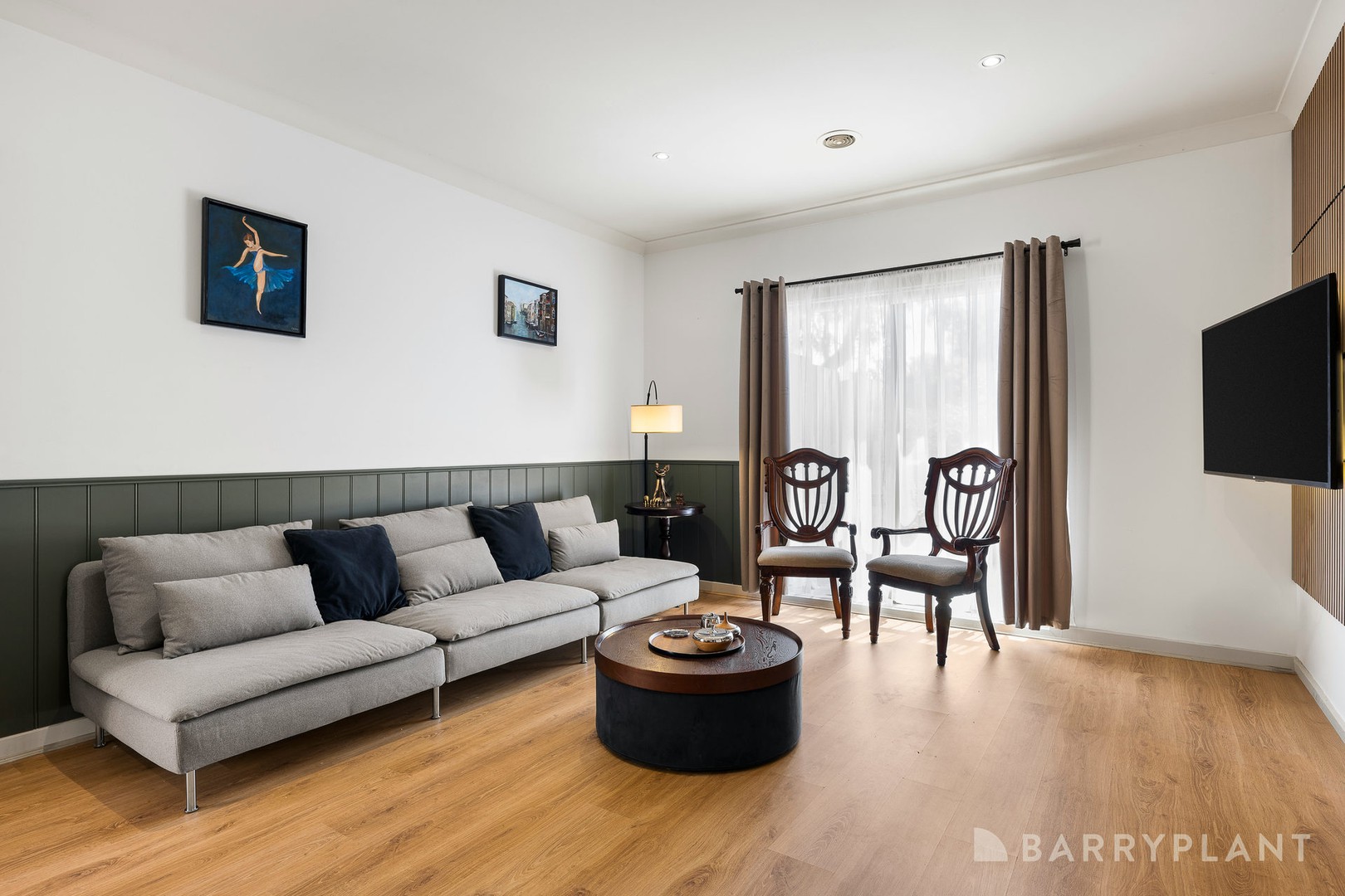 1/13 Lindel Court, Croydon, VIC 3136 - Thumbnail 2 - 05/03/2025