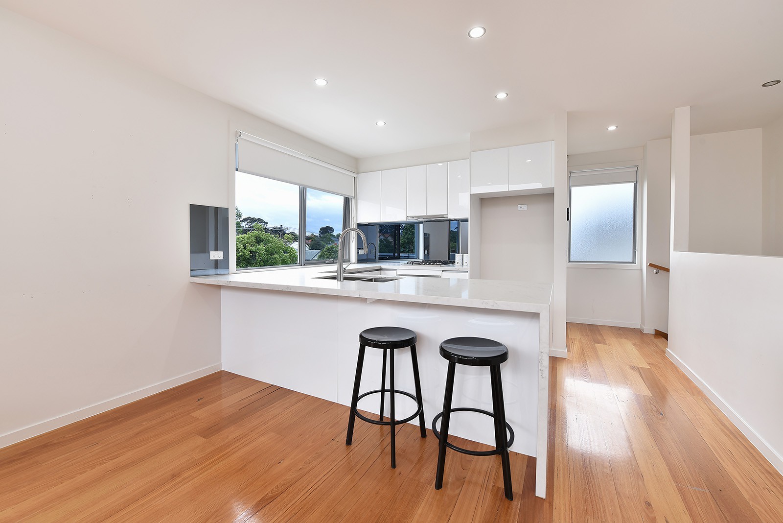 1/13 Washington Street, Essendon, VIC 3040 - Thumbnail 1 - 03/11/2021