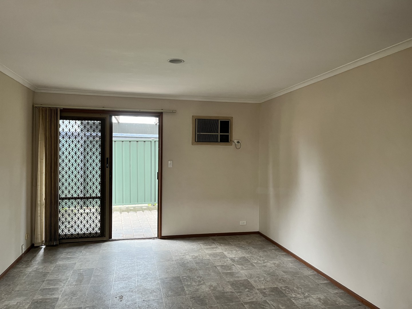 1/13 Whitehall Crescent, Werribee, VIC 3030, Werribee - Thumbnail 3
