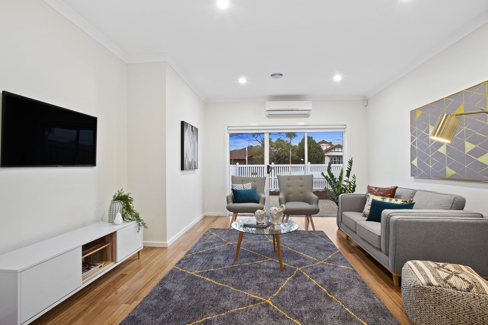 1/131 Durham Road, Sunshine, VIC 3020, Sunshine - Thumbnail 2